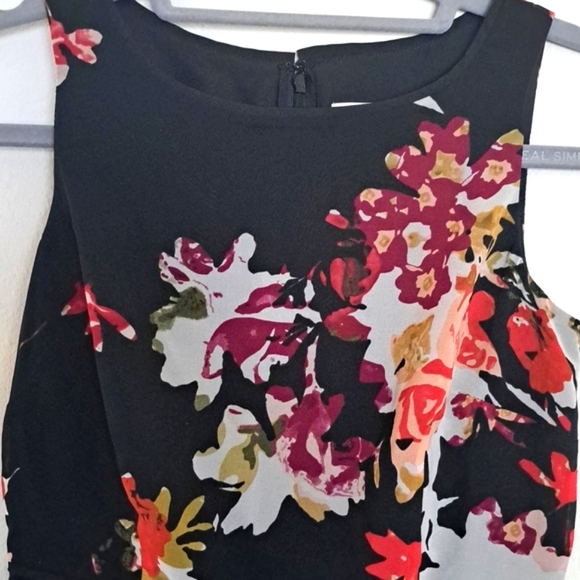 LOFT Floral Black Dress size 00P - Picture 3 of 7